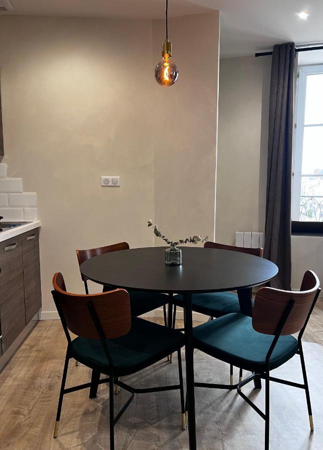 Myaka Appartement Wood Cholet Exterior foto
